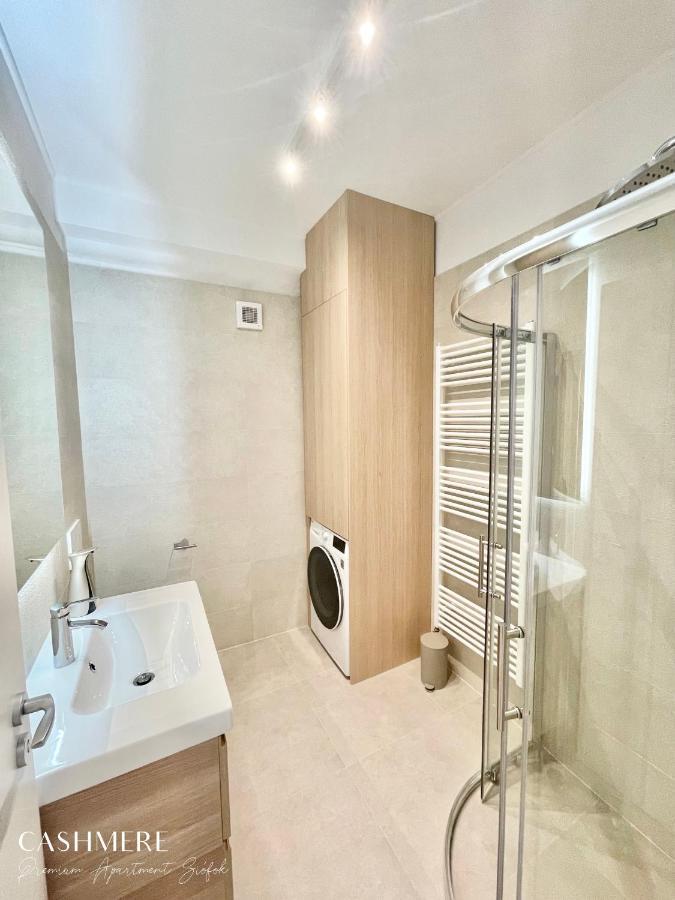 Cashmere Premium Apartment Шіофок Екстер'єр фото
